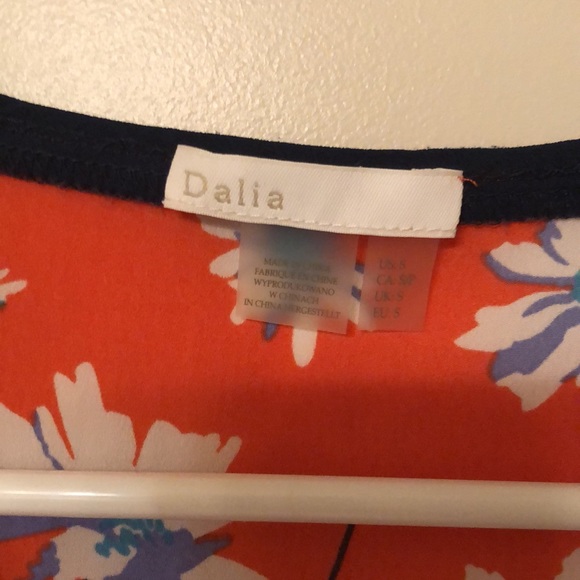 Dalia Sleeveless Blouse Size Small - Picture 3 of 6